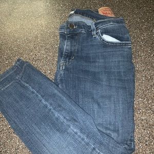 Levi’s super skinny jeans
